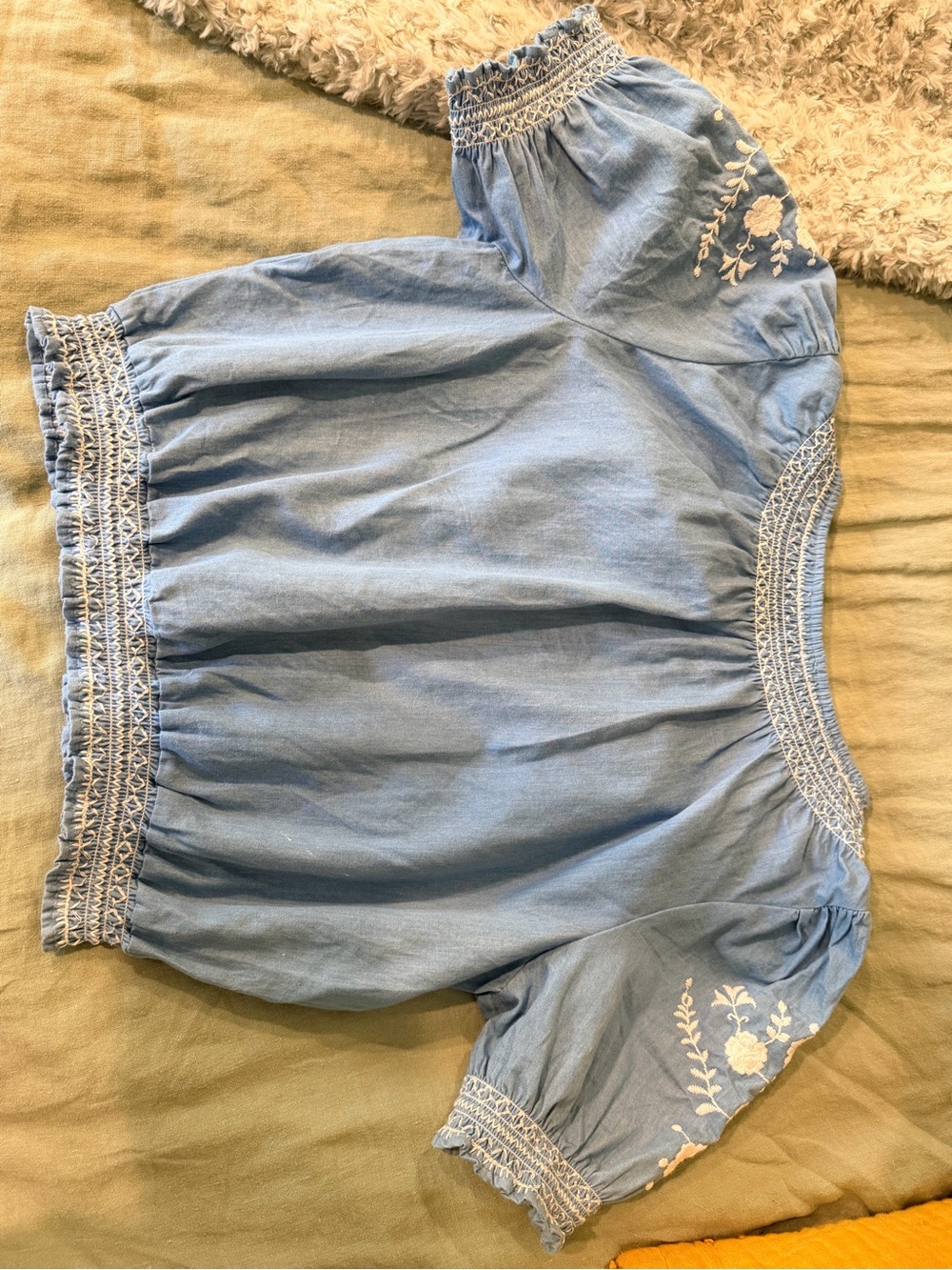 Sézane Marru Blouse in light chambray size 6 - Picture 4 of 7